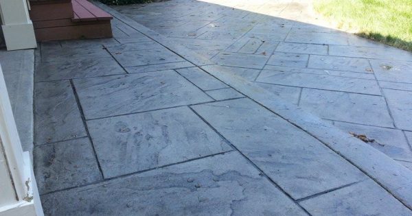 Kingston NH – Northeast Decorative Concrete NH-MA Stamped Contractor